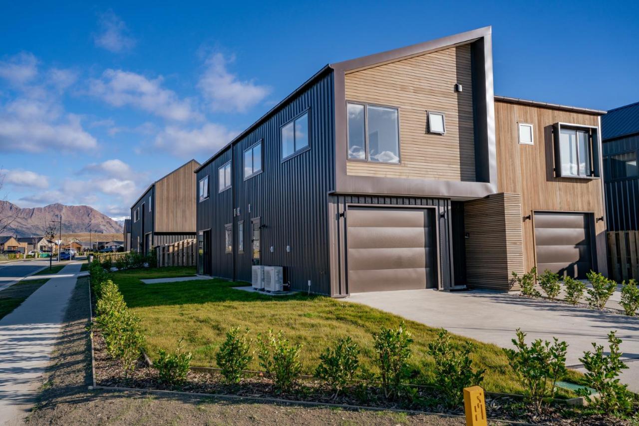 Wanaka Wonder - Wanaka Holiday Home Екстер'єр фото